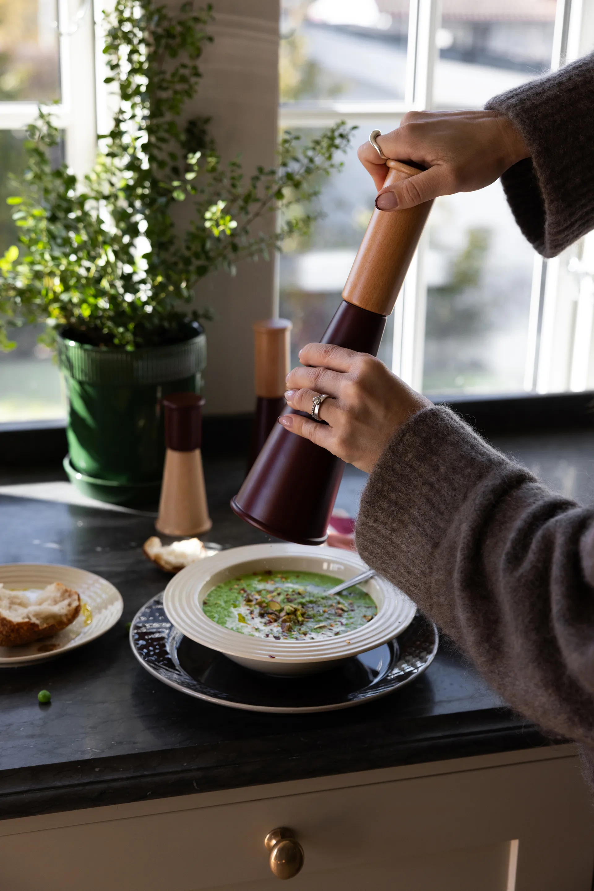 Gurken Salz- und Pfeffermühle groß 32 cm, Rot-braun Sagaform