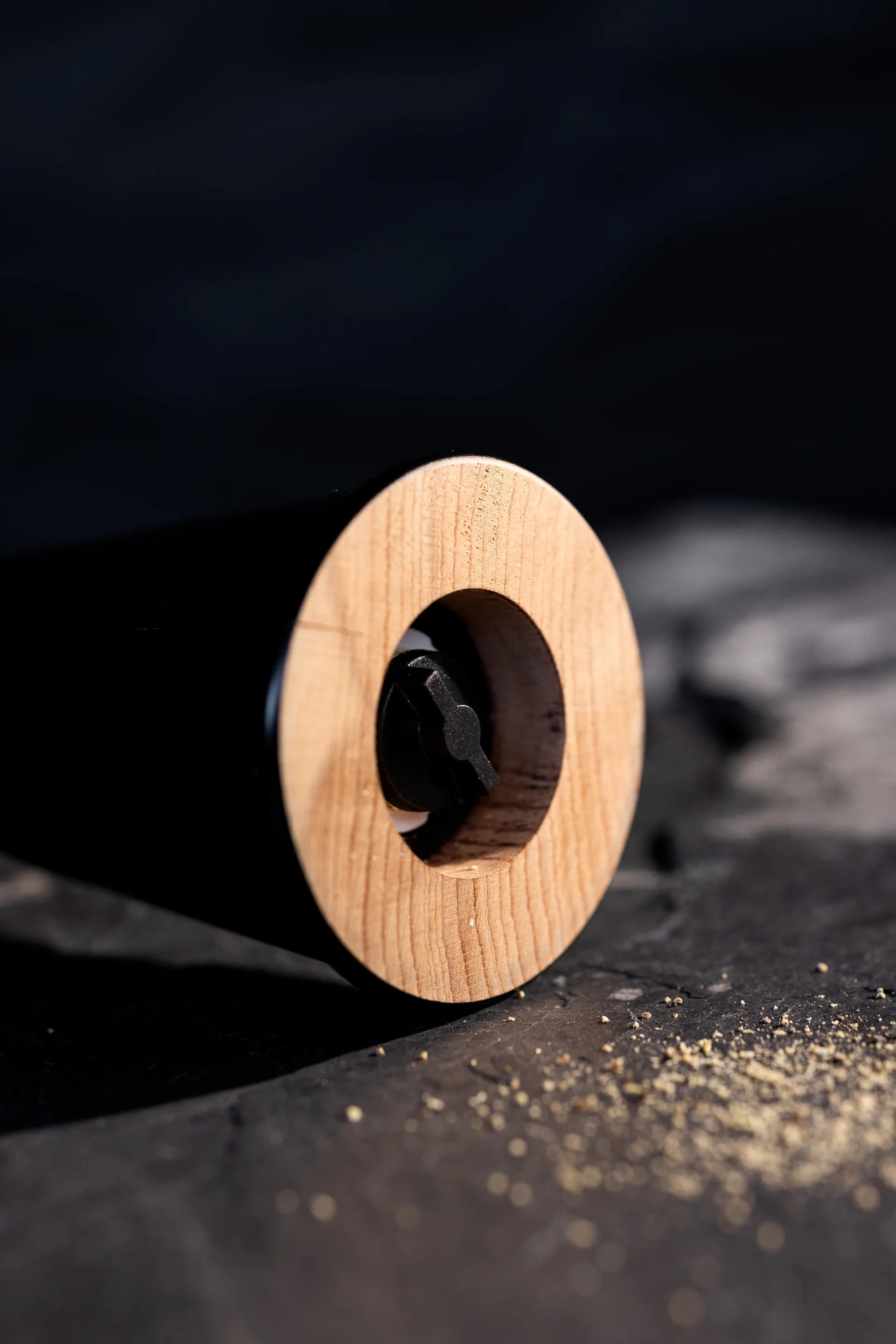 Gurken Salz- und Pfeffermühle mittel 20,5 cm, Schwarz-braun Sagaform