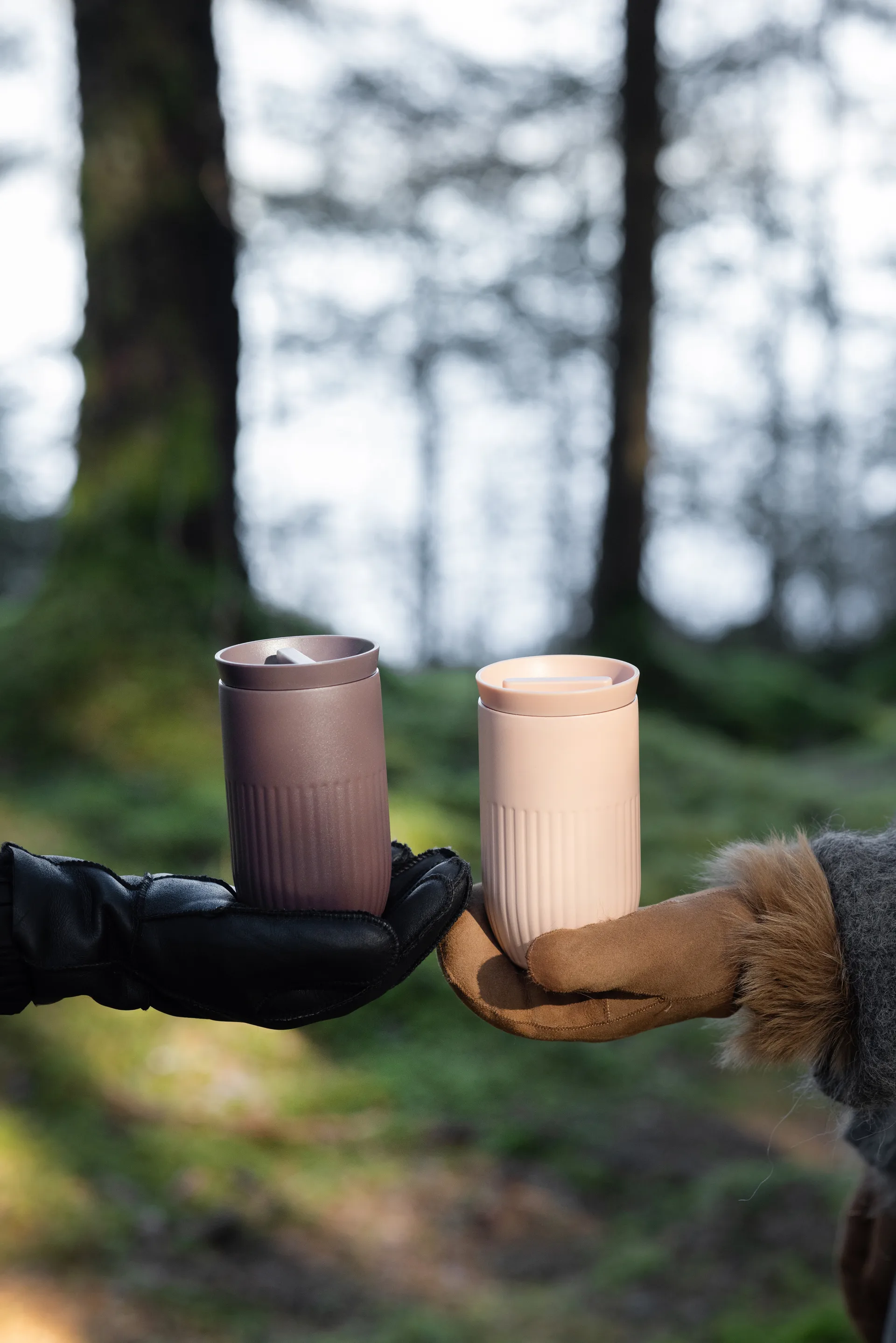 Tova Auto-Becher Thermobecher 32 cl, Rosa Pantone Sagaform