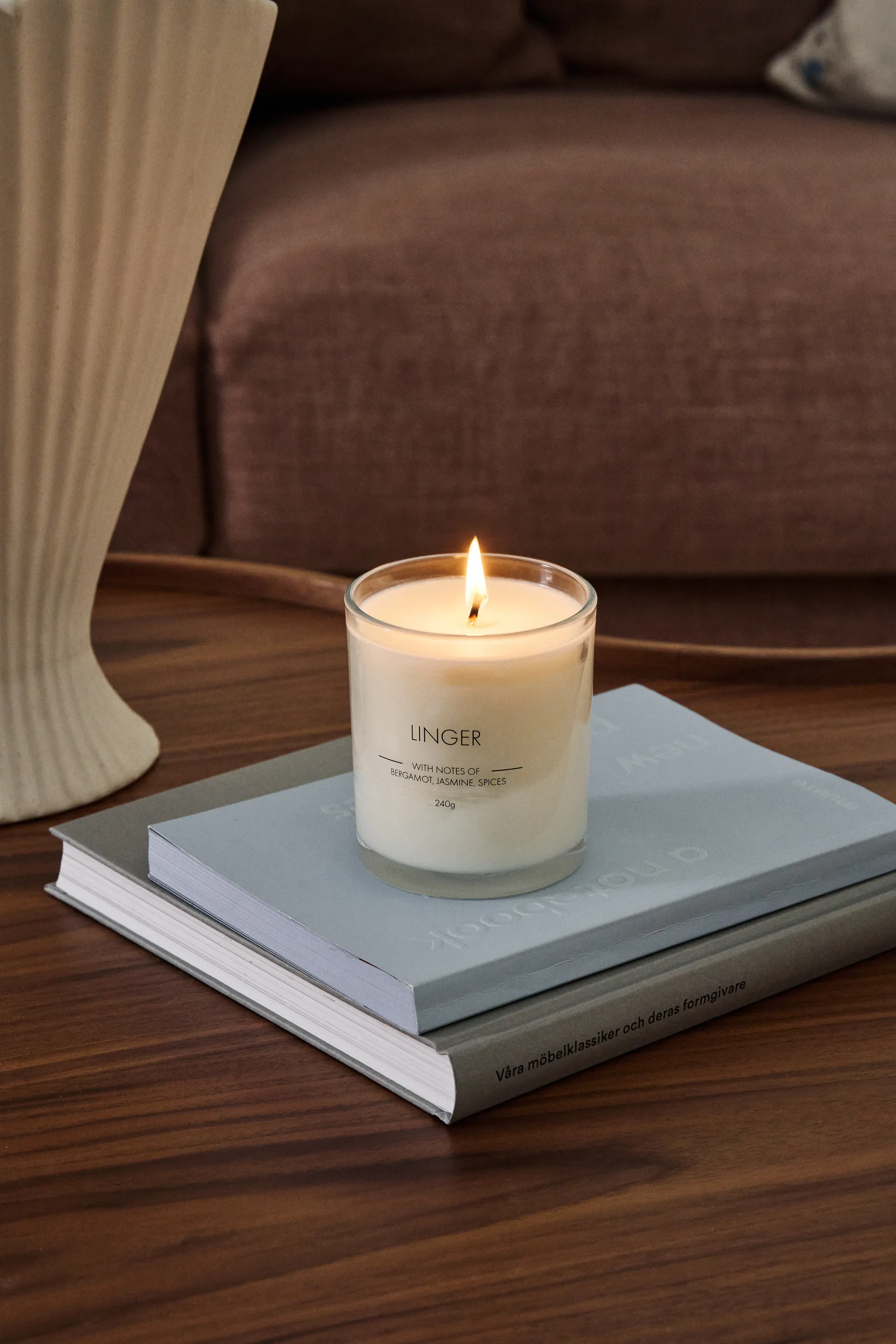 Linger Duftkerze, 260 g Scandi Essentials