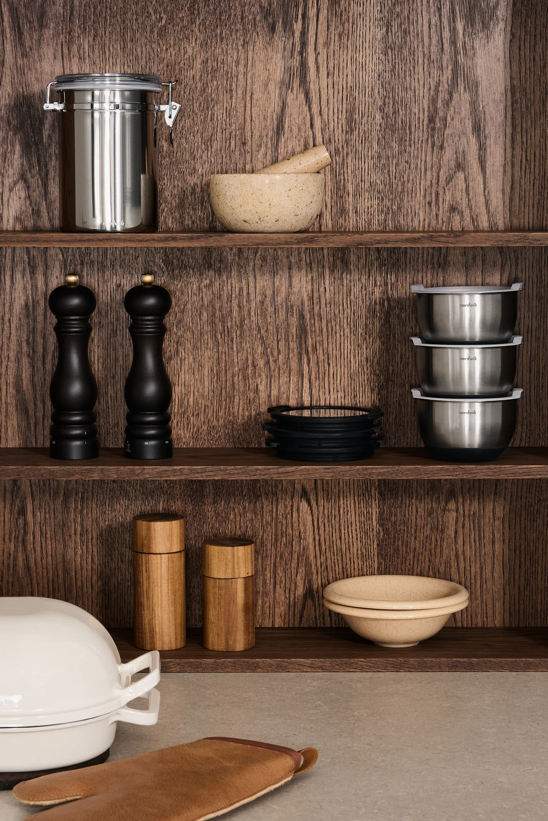 Hollow Pfeffermühle 16 cm, Akazie Scandi Living