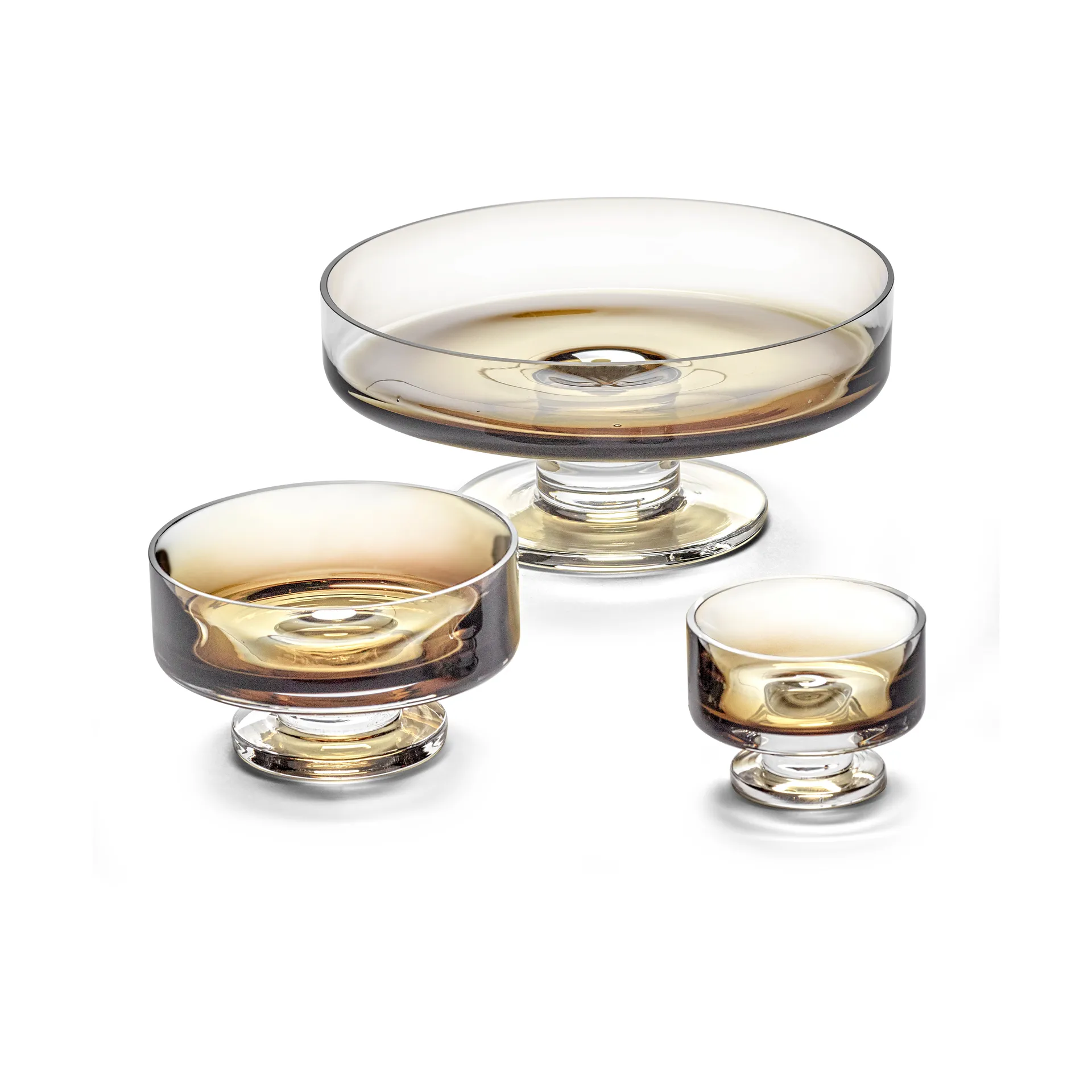 Zuma niedrige Schale auf Fuß M Ø13,6 cm, Amber Serax