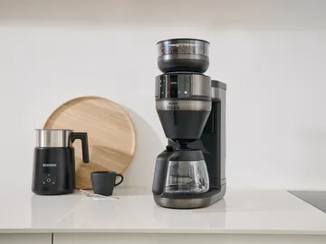 FILKA 2.0 KA 4854 Vollautomat Kaffeemaschine - Dark Inox, Glaskanne - Severin