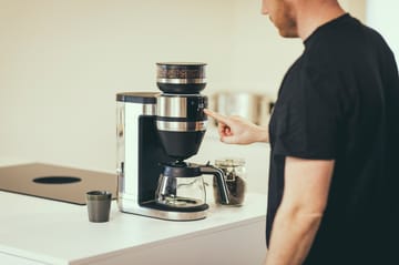 Severin KA 4851 FILKA vollautomatische Kaffeemaschine - Stahl gebürstet-schwarz - Severin