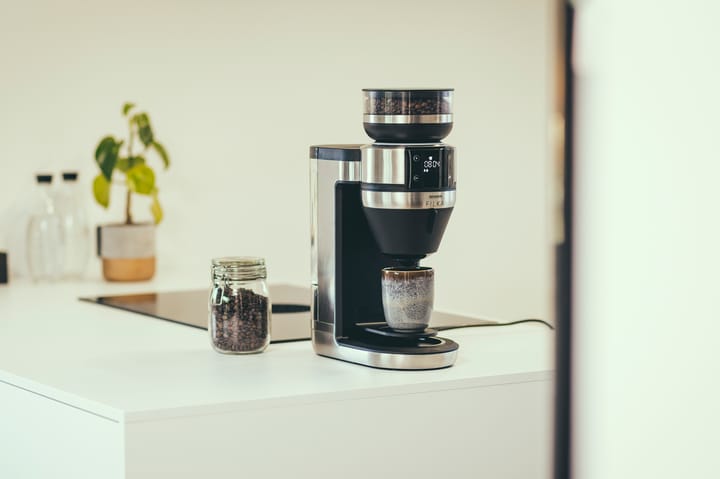 Severin KA 4851 FILKA vollautomatische Kaffeemaschine, Stahl gebürstet-schwarz Severin