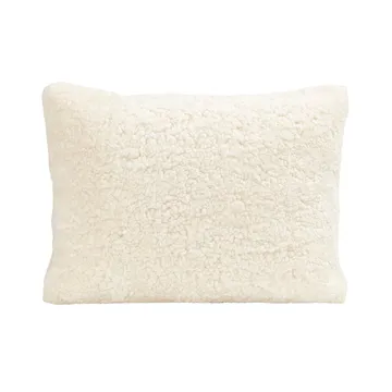 Shepherd Lina Schaffell-Kissen 40 x 30 cm - Creme - Shepherd of Sweden