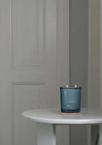 Øy Duftkerze - 350 g, 2 Dochte - Skandinavisk