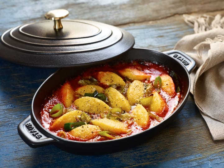 Staub Backform Gusseisen mit Deckel oval 23 cm, Schwarz STAUB