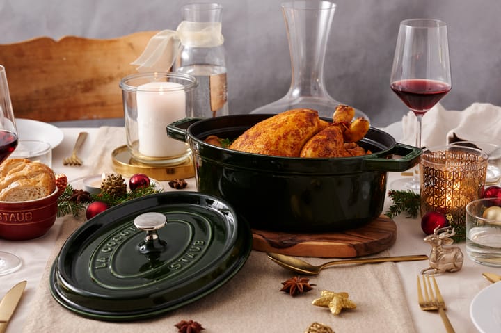 Staub La Cocotte ovaler Topf Gusseisen 5,5 L, Basilikumgrün STAUB