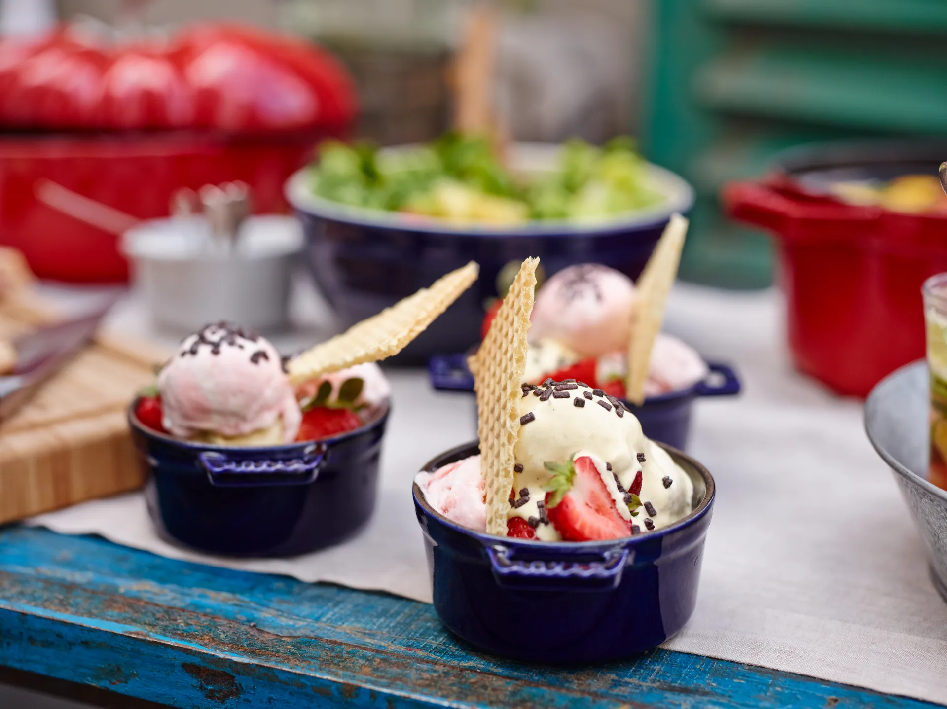 Staub La Cocotte runder Topf Gusseisen 0,25 L, Dunkelblau STAUB