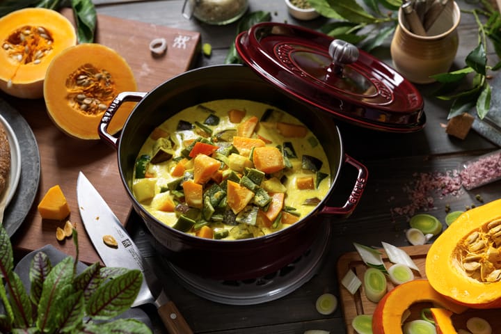 Staub La Cocotte runder Topf Gusseisen 3,8 L, Granatrot STAUB