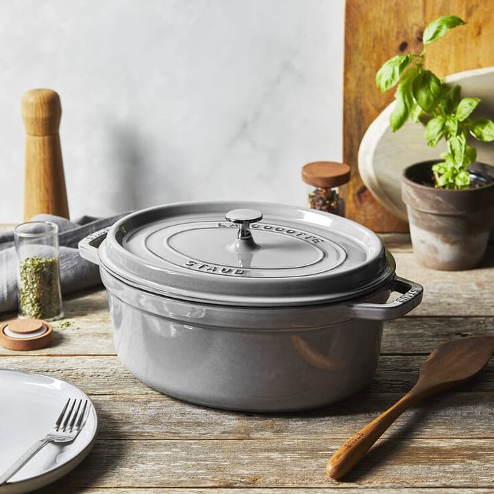 Staub ovaler Topf aus Gusseisen 4,2 l, Grau STAUB