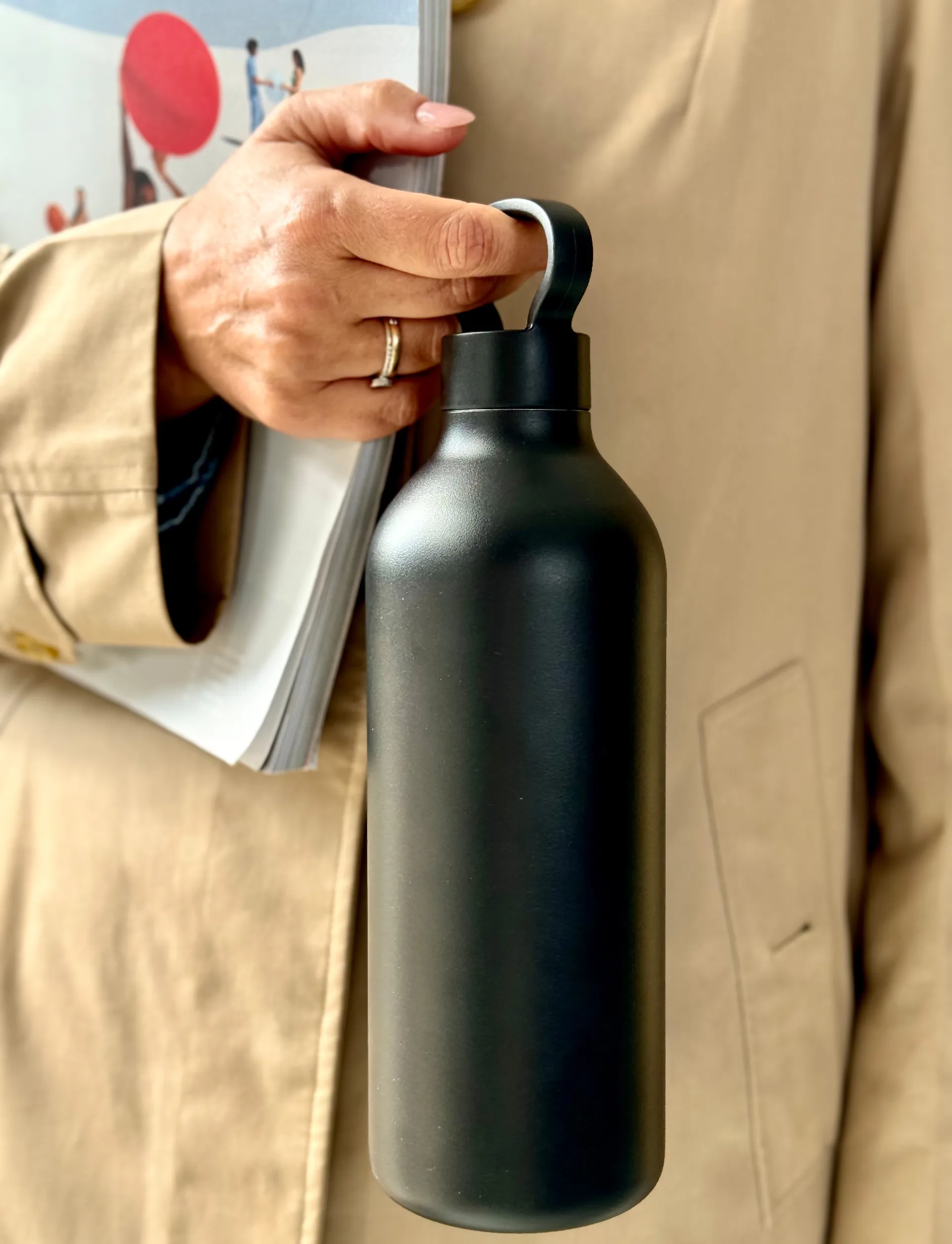 Tabi Thermosflasche 1 L, Black Stelton