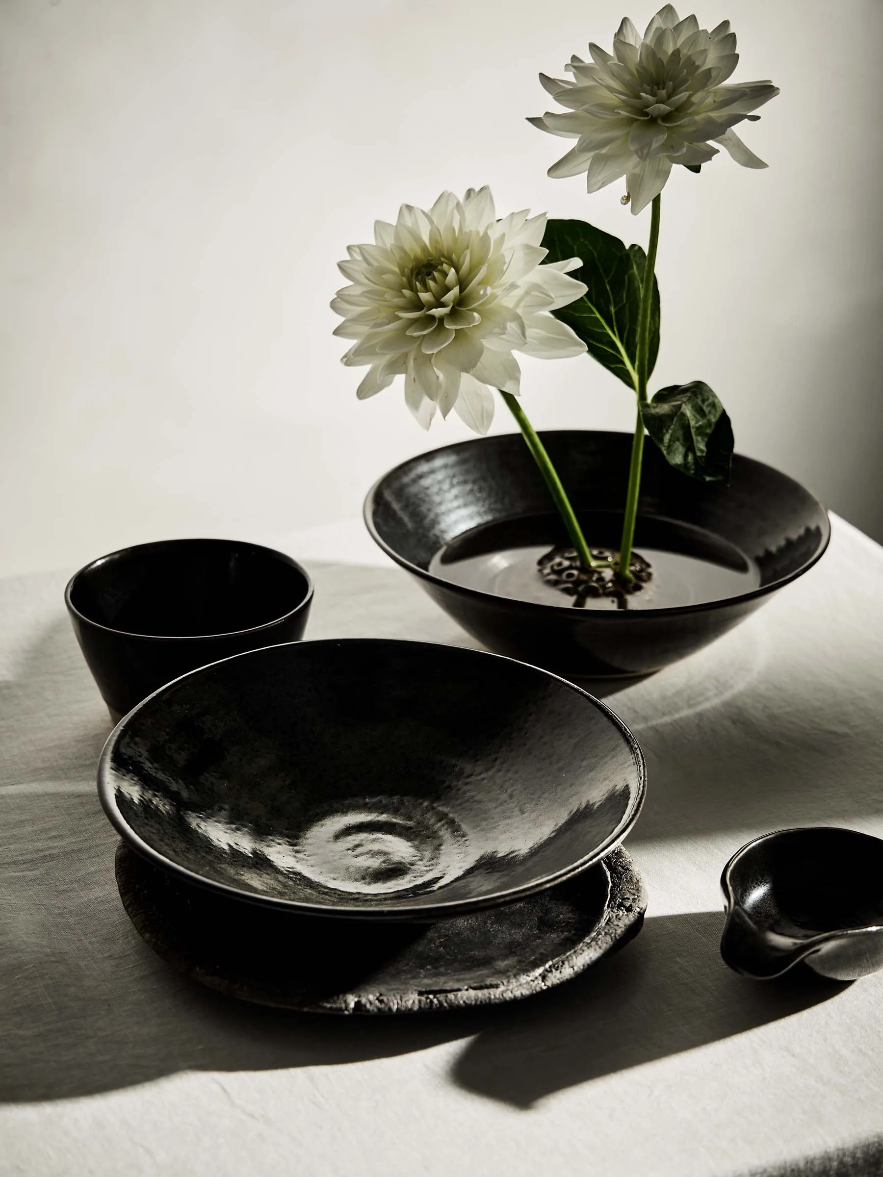 Fenix Servierschüssel Large Ø28,5 cm, Braun-Schwarz Tell Me More