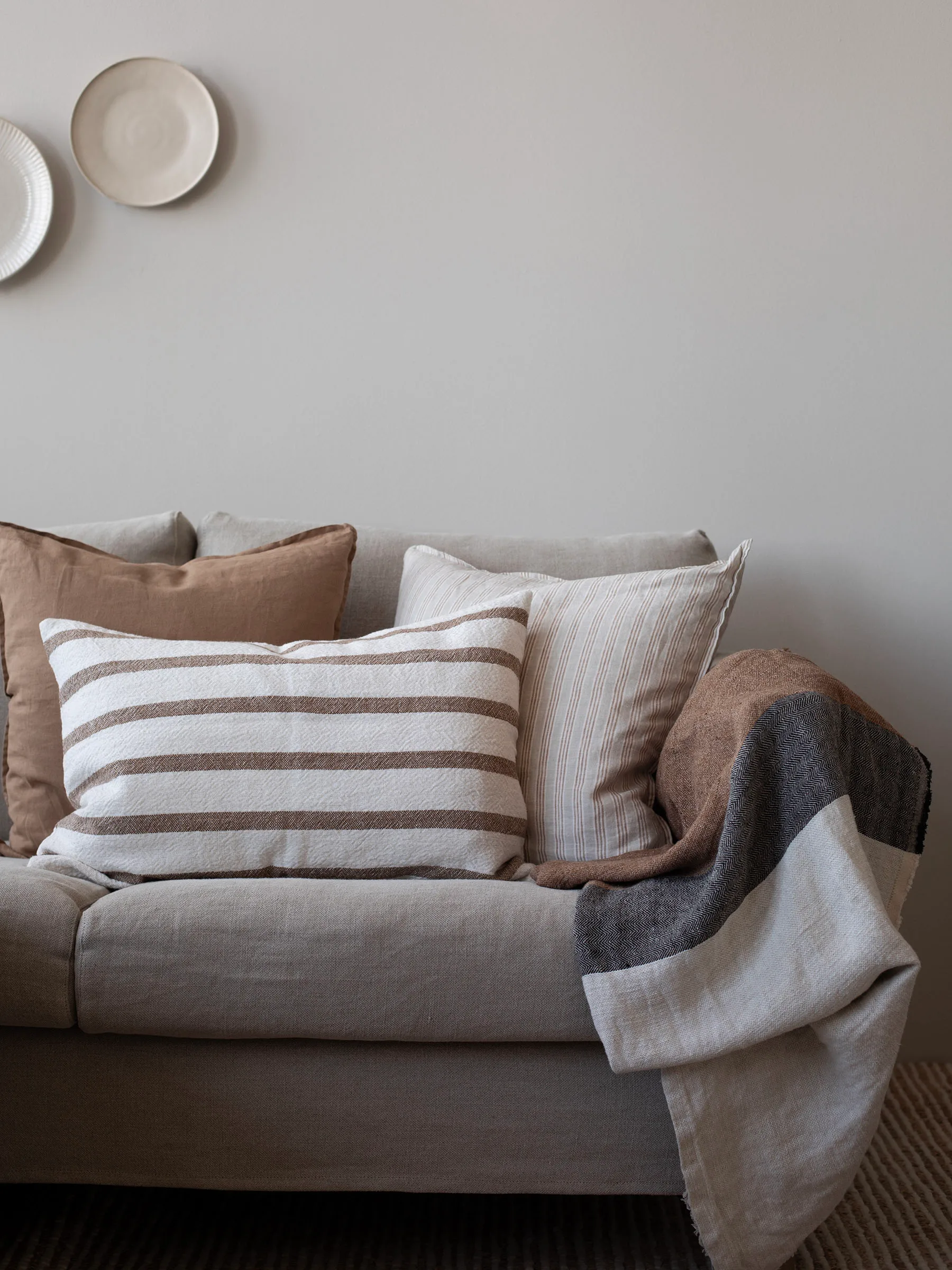 Gaston Kissenbezug 40x60 cm, Hazelnut Tell Me More