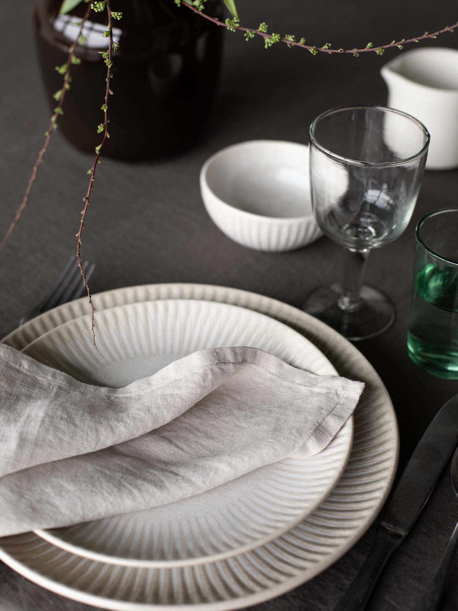 Granada Teller Ø26,5 cm, Cremeweiss-beige Tell Me More