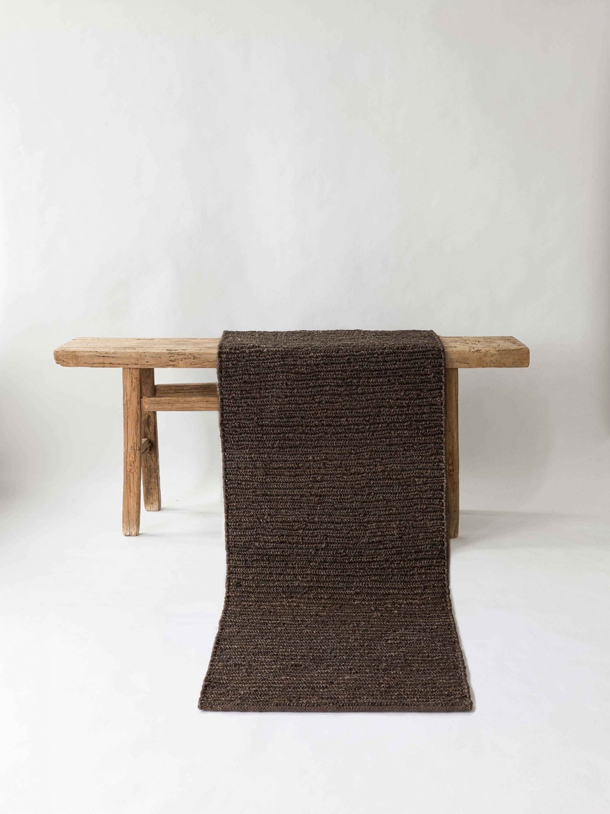 Tell Me More Sumak Hanfteppich 80x300 cm Braun