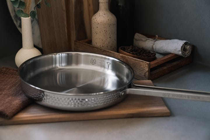 Modell M1 gehämmertes Sautierpfanne Ø28 cm, Chrom mit Deckel Vargen & Thor