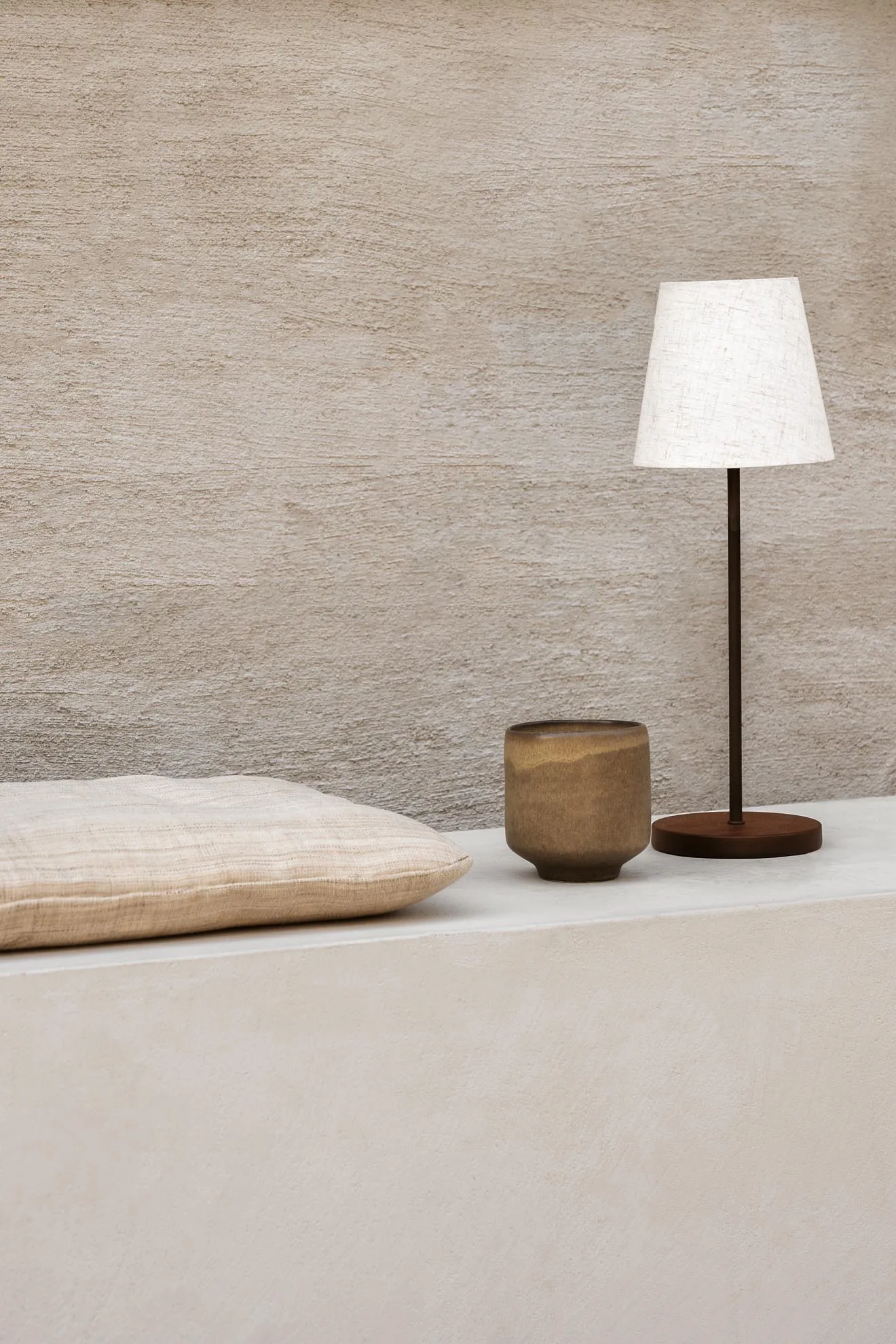 Tyra table tragbare Tischleuchte Ø14 cm, Coffee Watt & Veke