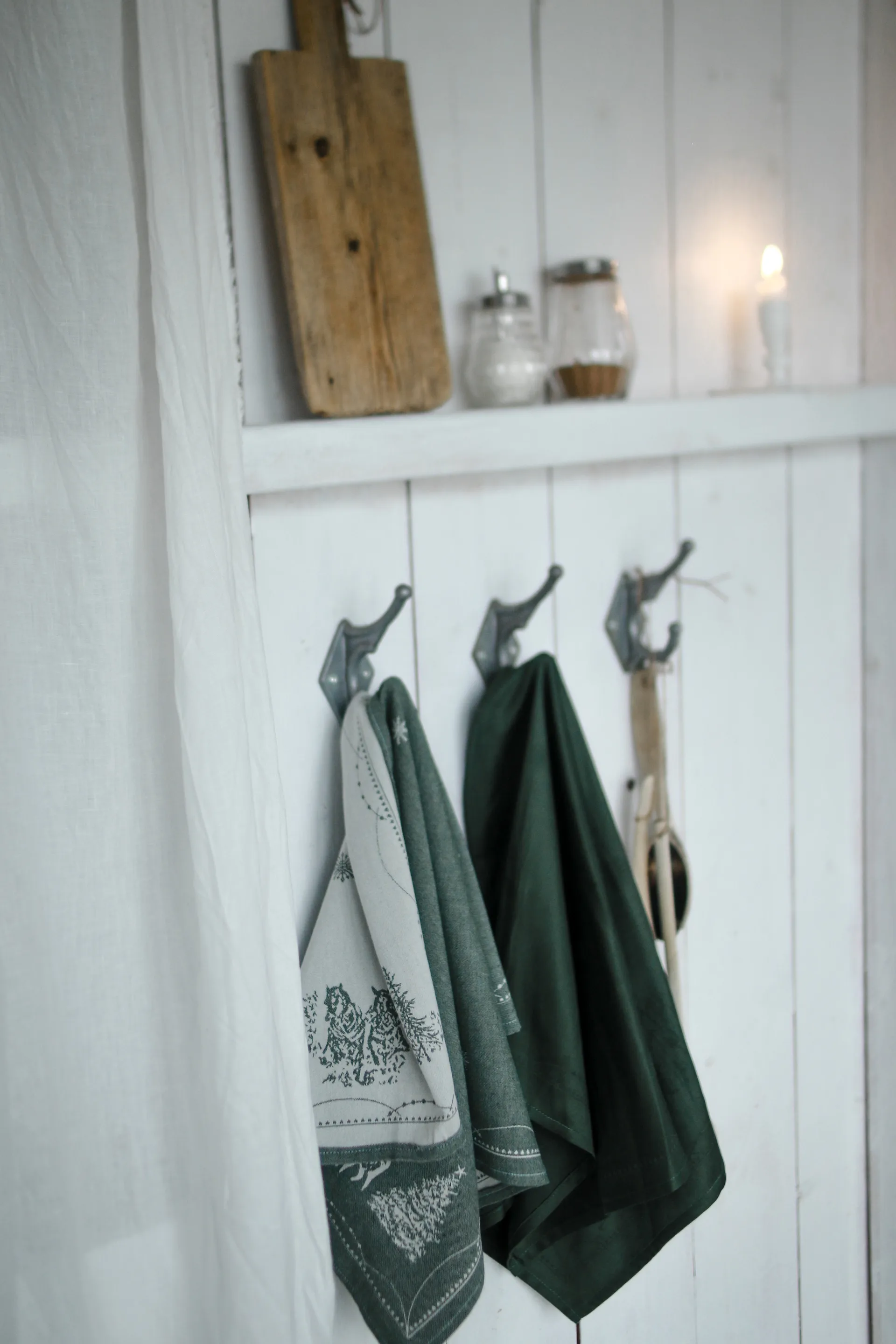 Weihnachtsmorgen Geschirrhandtuch 50x70 cm, Weiß-grün Wik & Walsøe