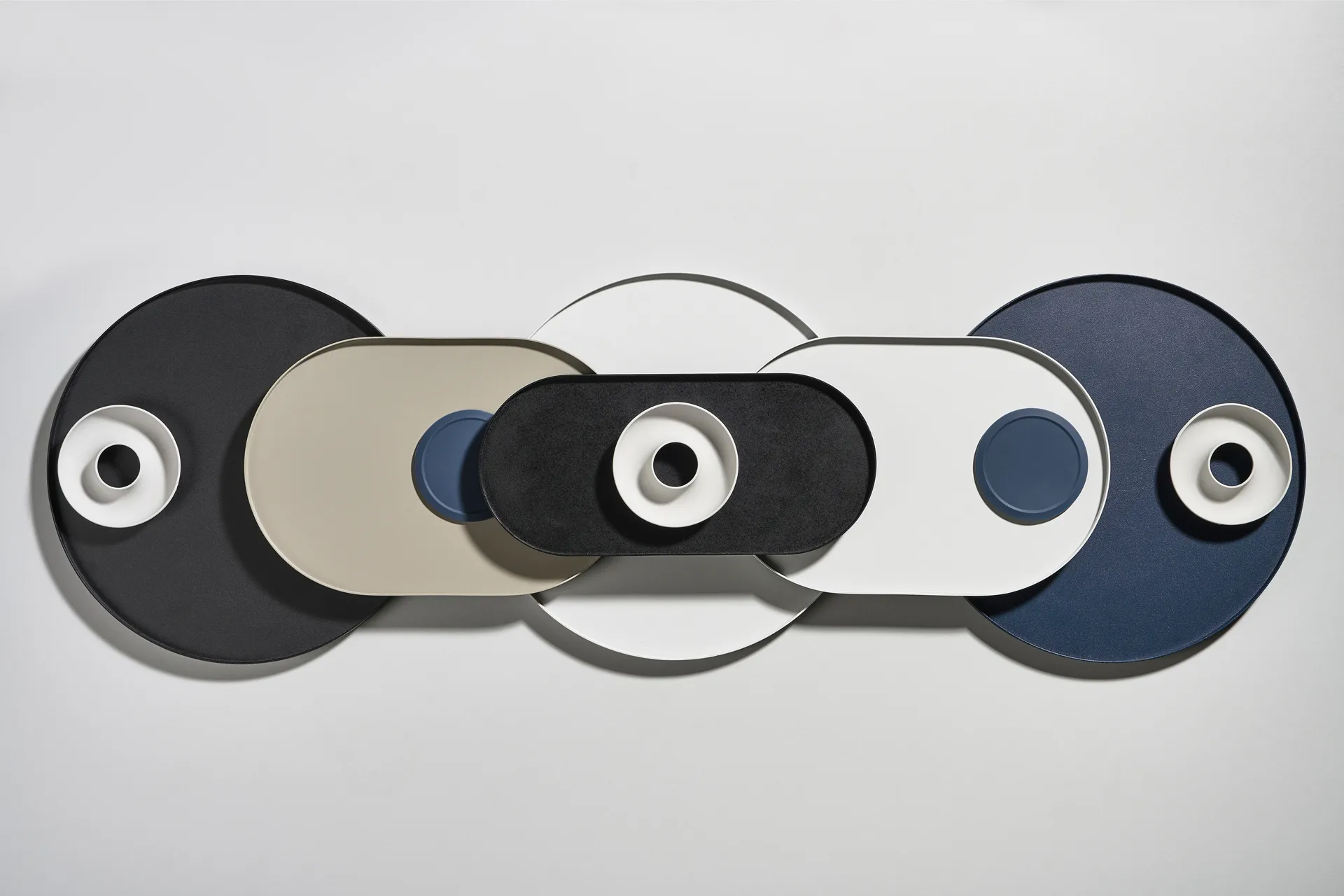 Singles Tablett Ø35cm, Black Zone Denmark