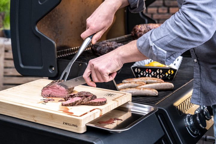 Zwilling BBQ+ Schneidbrett mit Auffangschale Bambus, 39x30 cm Zwilling