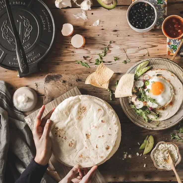 Tortilla Wraps selber machen – einfache Weizen-Tortillas für jede Füllung
